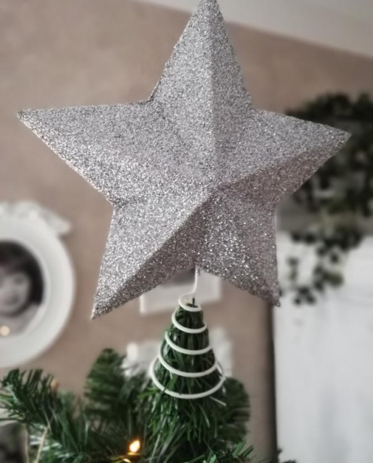 Sølvglimmer topstjerne til juletræ Ø: 26 cm. - 1