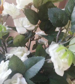 Kunstige hvide roser i potte H: 34 cm.  - 3