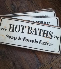 Skilt Hot baths... 13x31 cm.  - 1