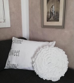 Hvidt pudebetræk Home sweet home 50x70 cm. (Uden fyld) - 1